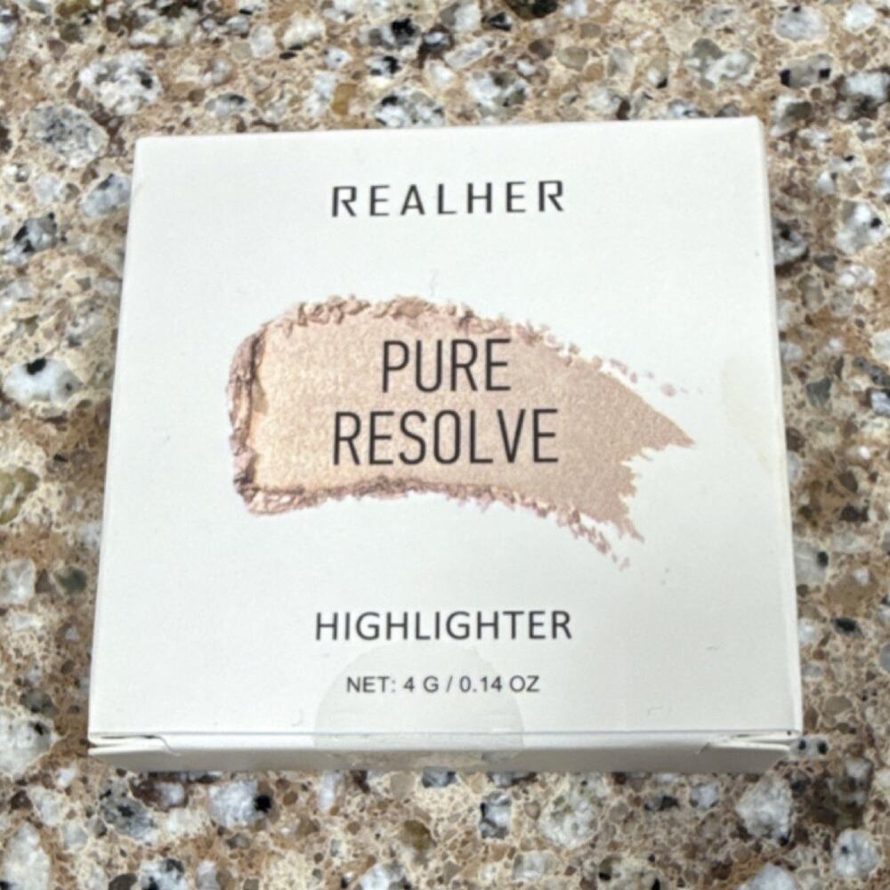 REALHER Pure Resolve Champagne Shimmer Pressed Powder Highlighter 0.14 oz